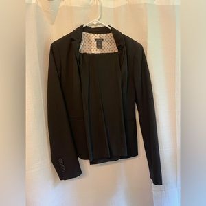Ann Taylor Black Suite - size 4 jacket/size 2 pants